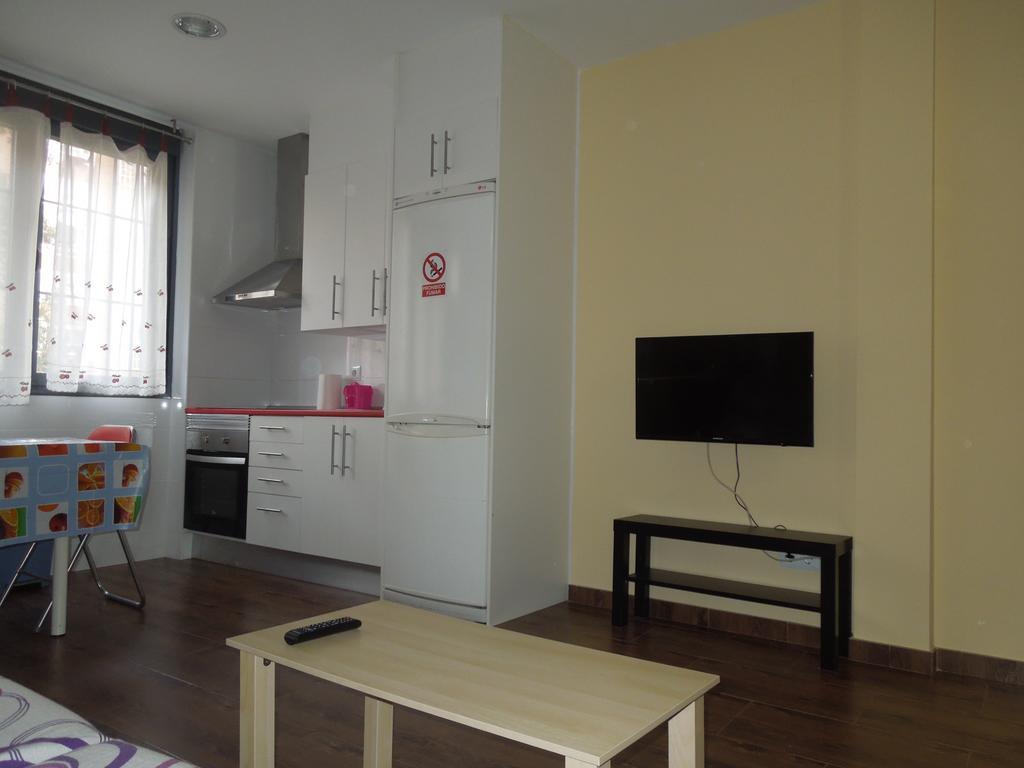 Apartamento Cuatro Torres Madrid Exterior photo